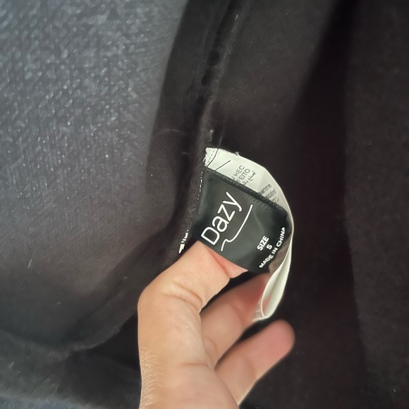 Stylish Black Women's Jacket - Picture 2 of 3